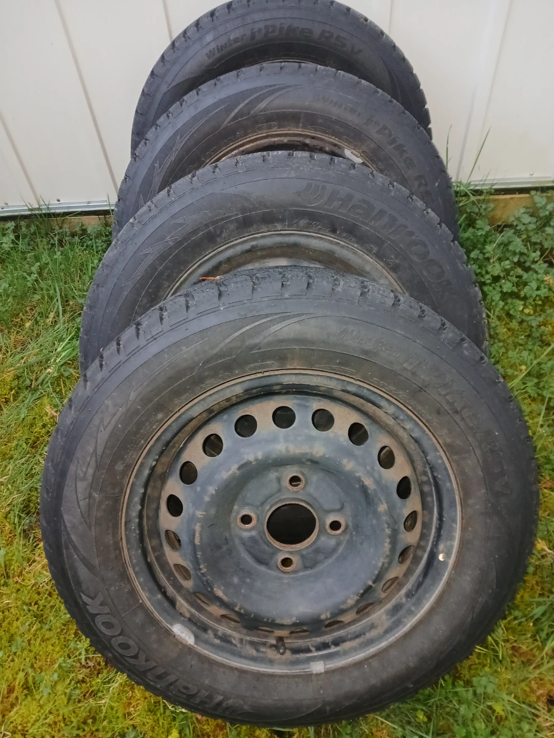 4 Hankook Winter i*Pike RW11 Tires - 205/65R15 - photo 2