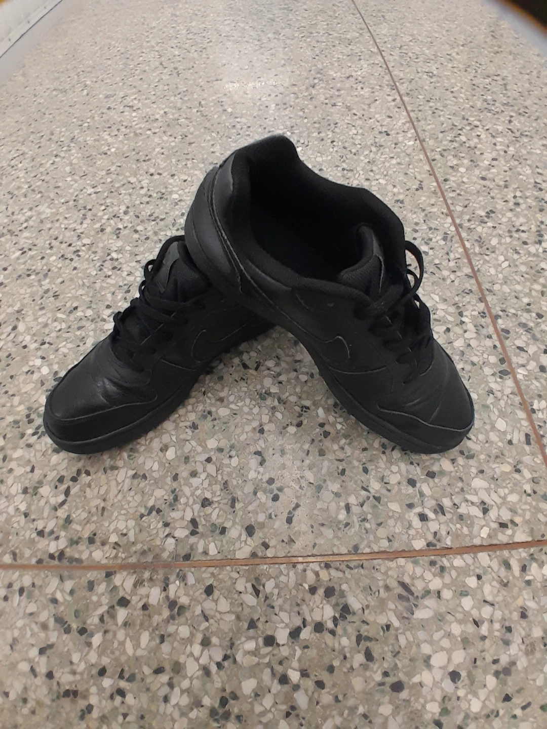 Nike Air Solid  Black Sneakers Shoes Men's size 11 - photo 4