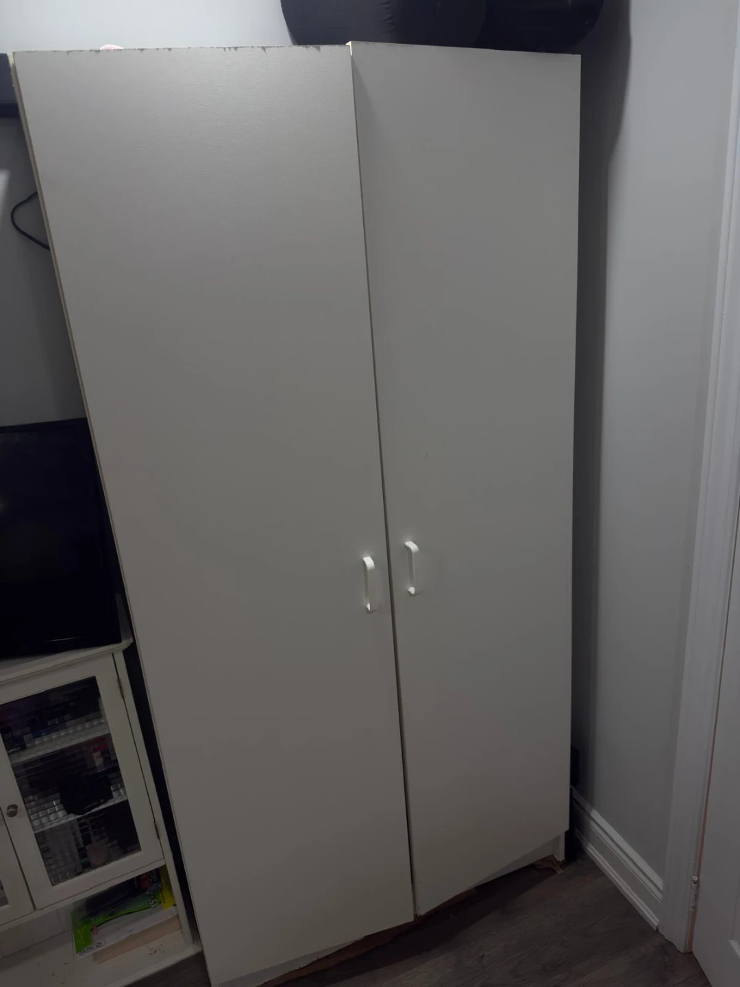 White Two-Door Wardrobe - photo 3