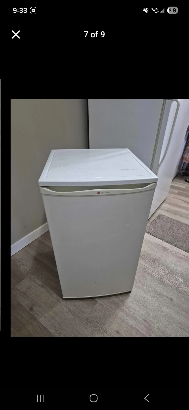 LG Mini Fridge - photo 3