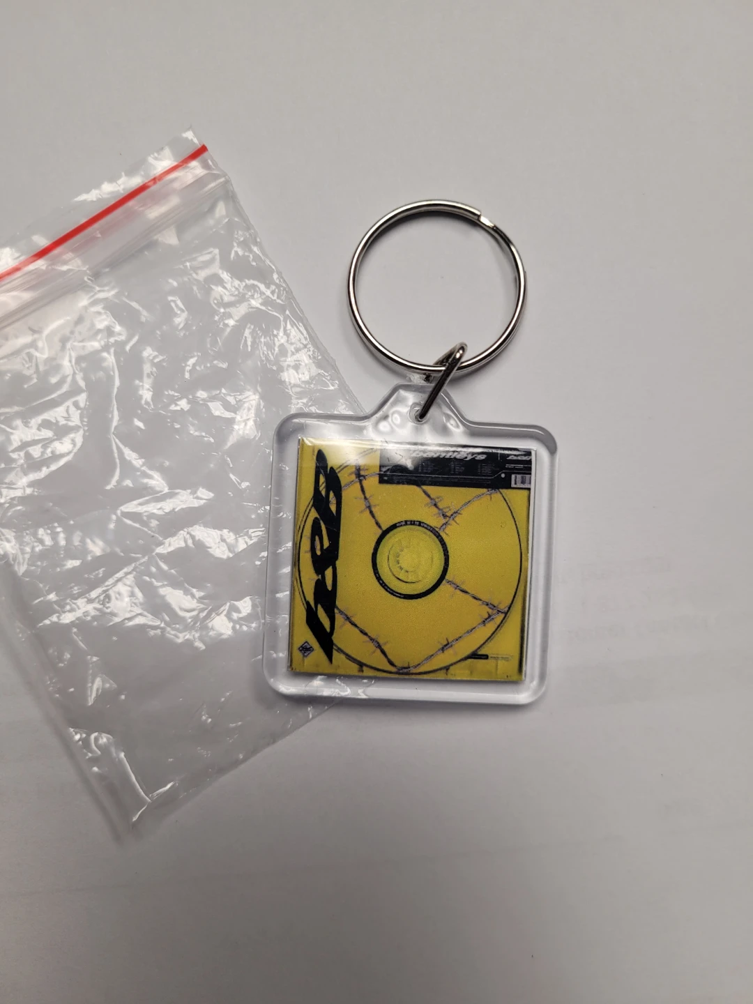 POST MALONE ( beer bongs n Bentley key chain - photo 2