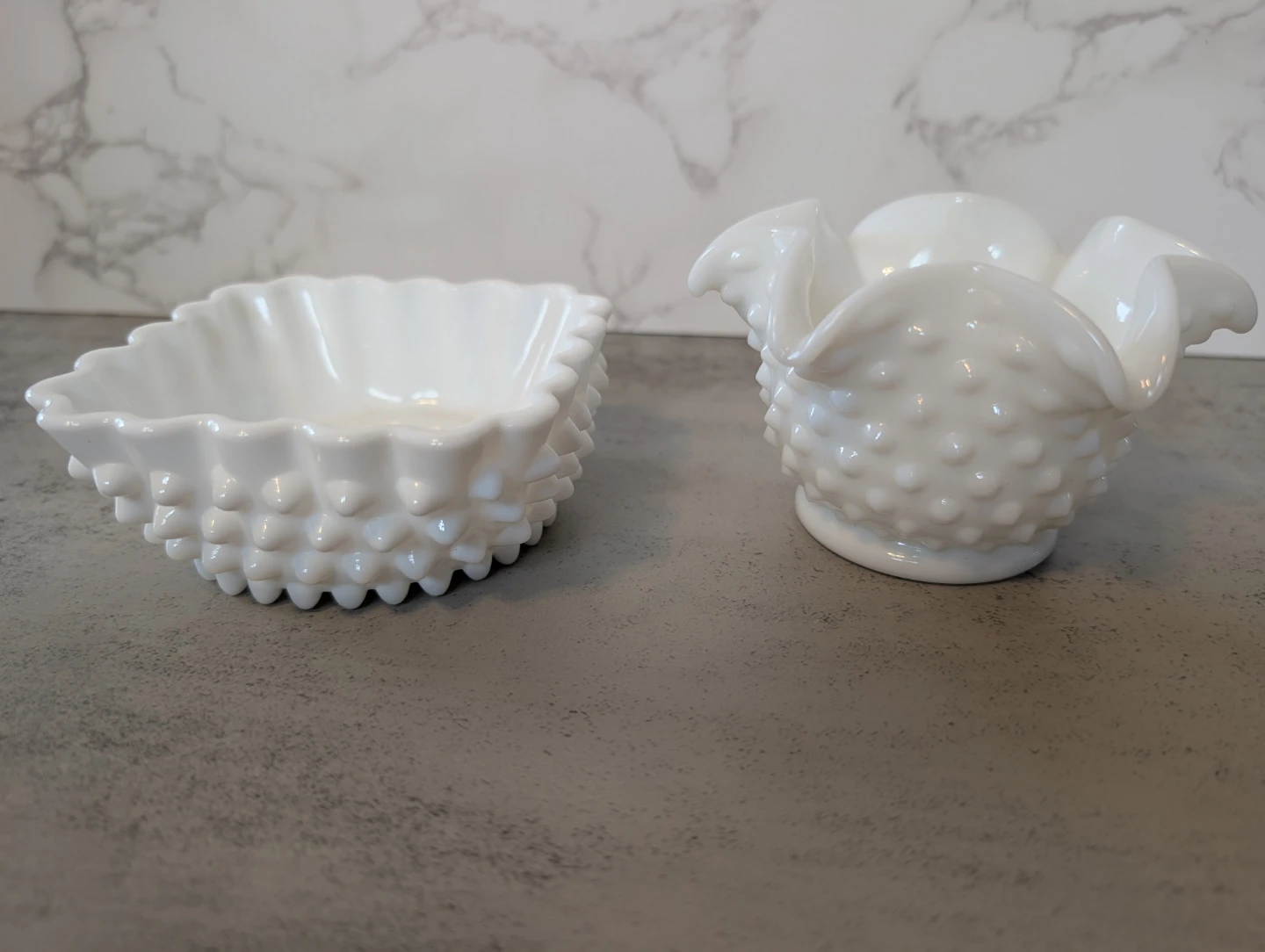 Vintage hobnail milk bonbon glass bowl & trinket dish - photo 2