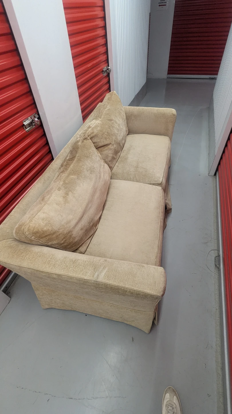 Free Delivery - High Quality $2000+ Retail Couch - photo 3
