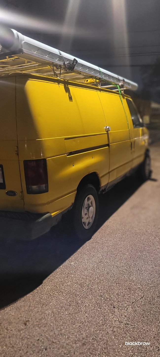 2006 Ford E-250 Van - photo 5