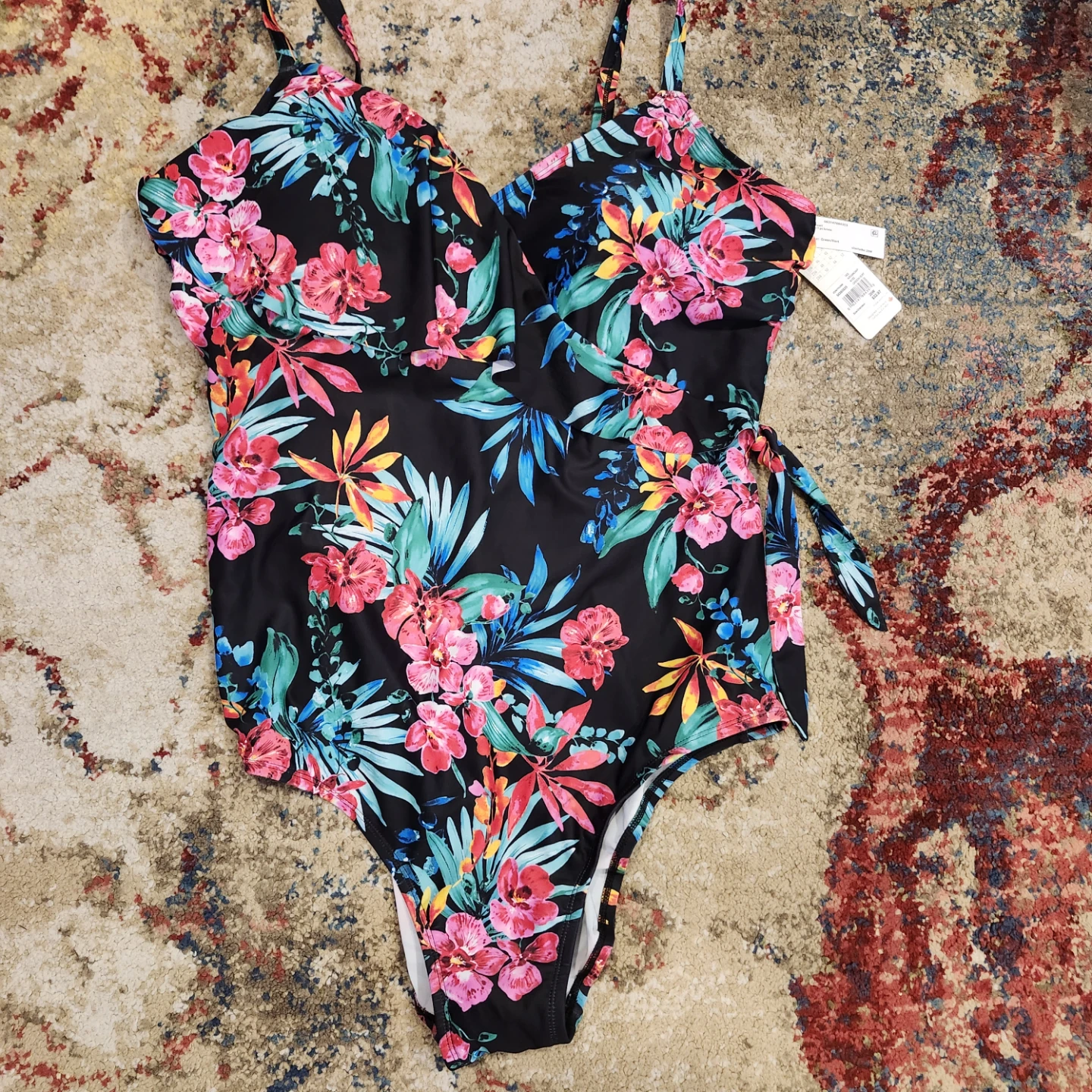 Kirsta Swim Women's Floral One-Piece Swimsuit Size 20W