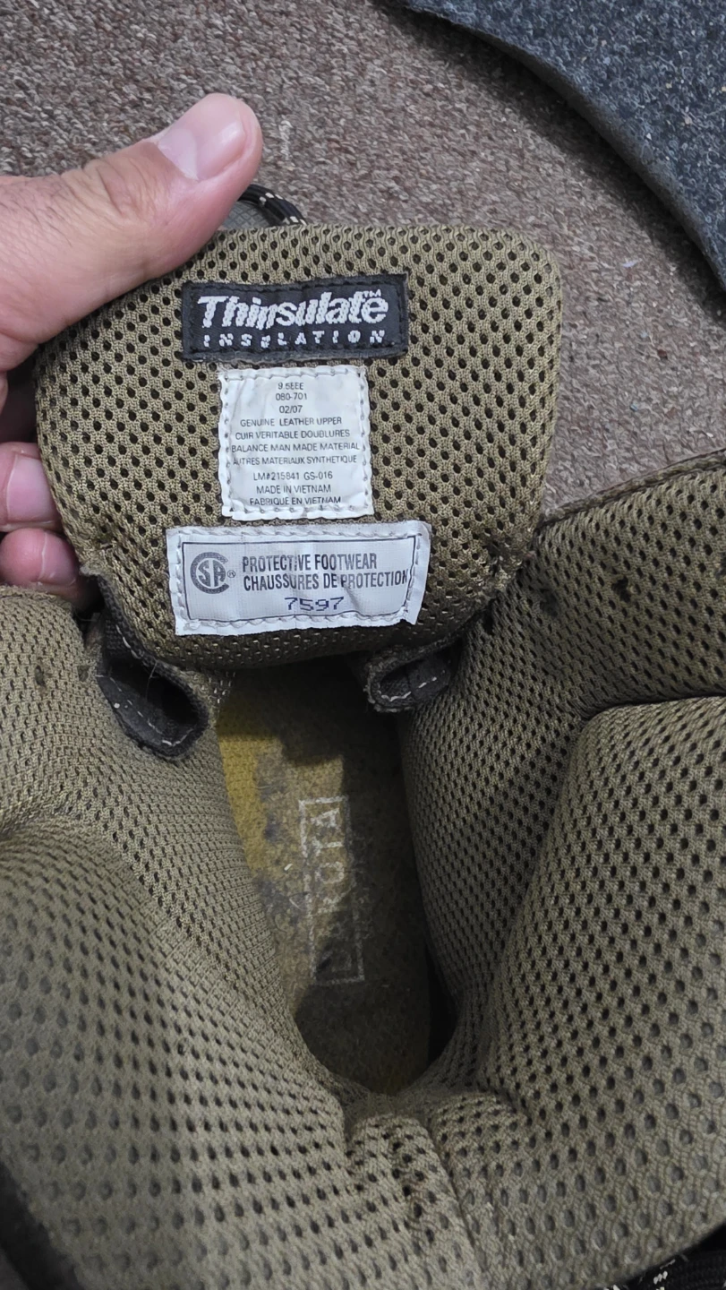 Dakota Work Boots - Size 9 - photo 3