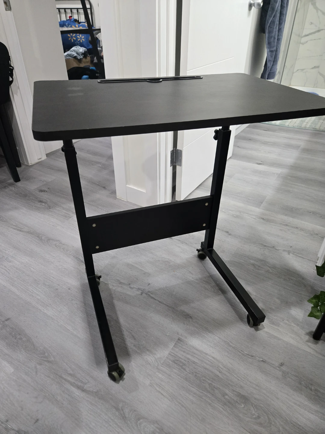Adjustable Rolling Bedside Table - photo 2