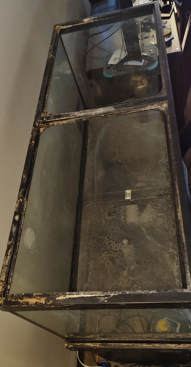 70-gallon aquarium + stand (with drilled hole for bulkhead) - photo 4