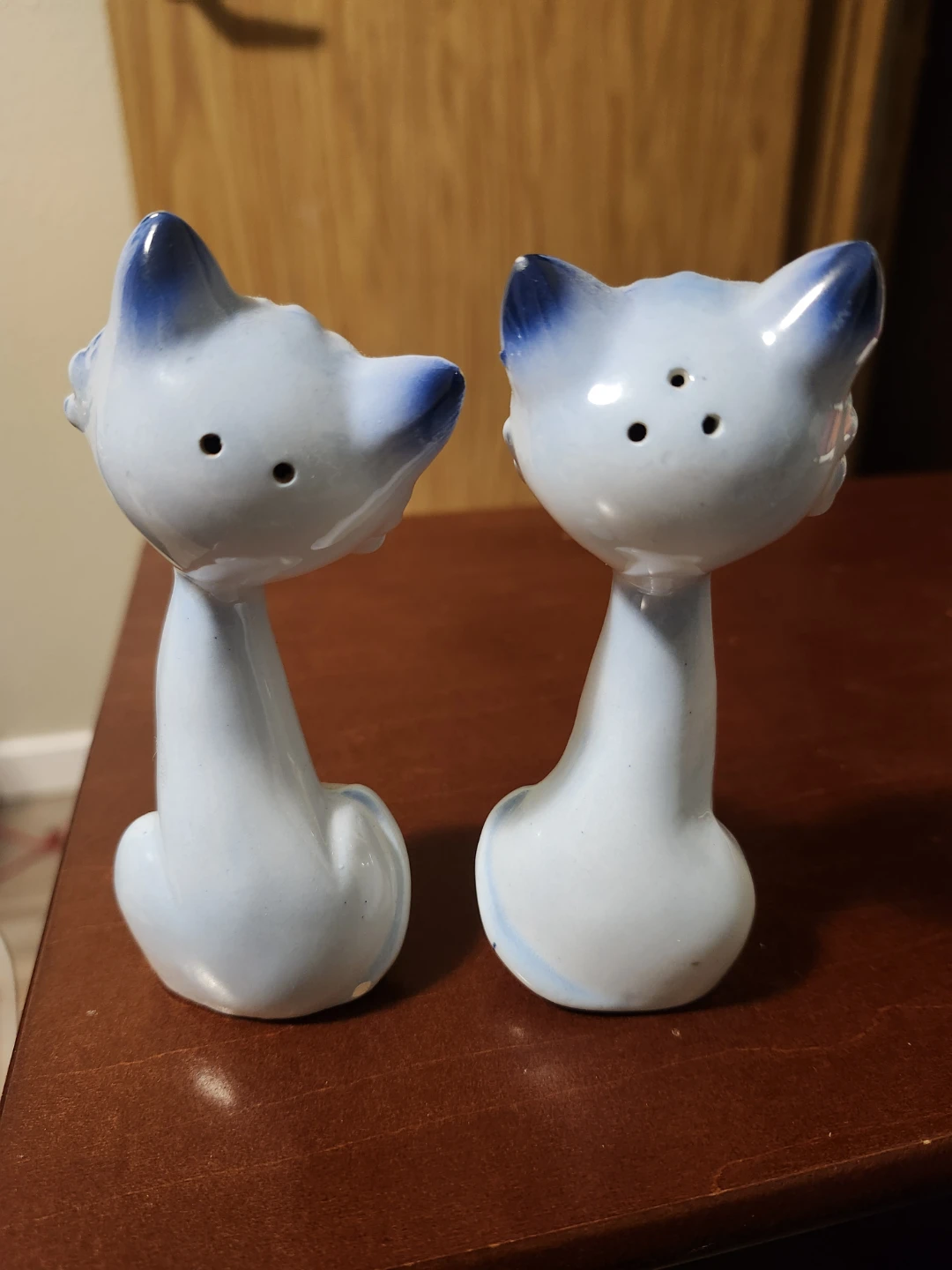 Vintage Ceramic Cat Salt and Pepper Shakers - photo 2