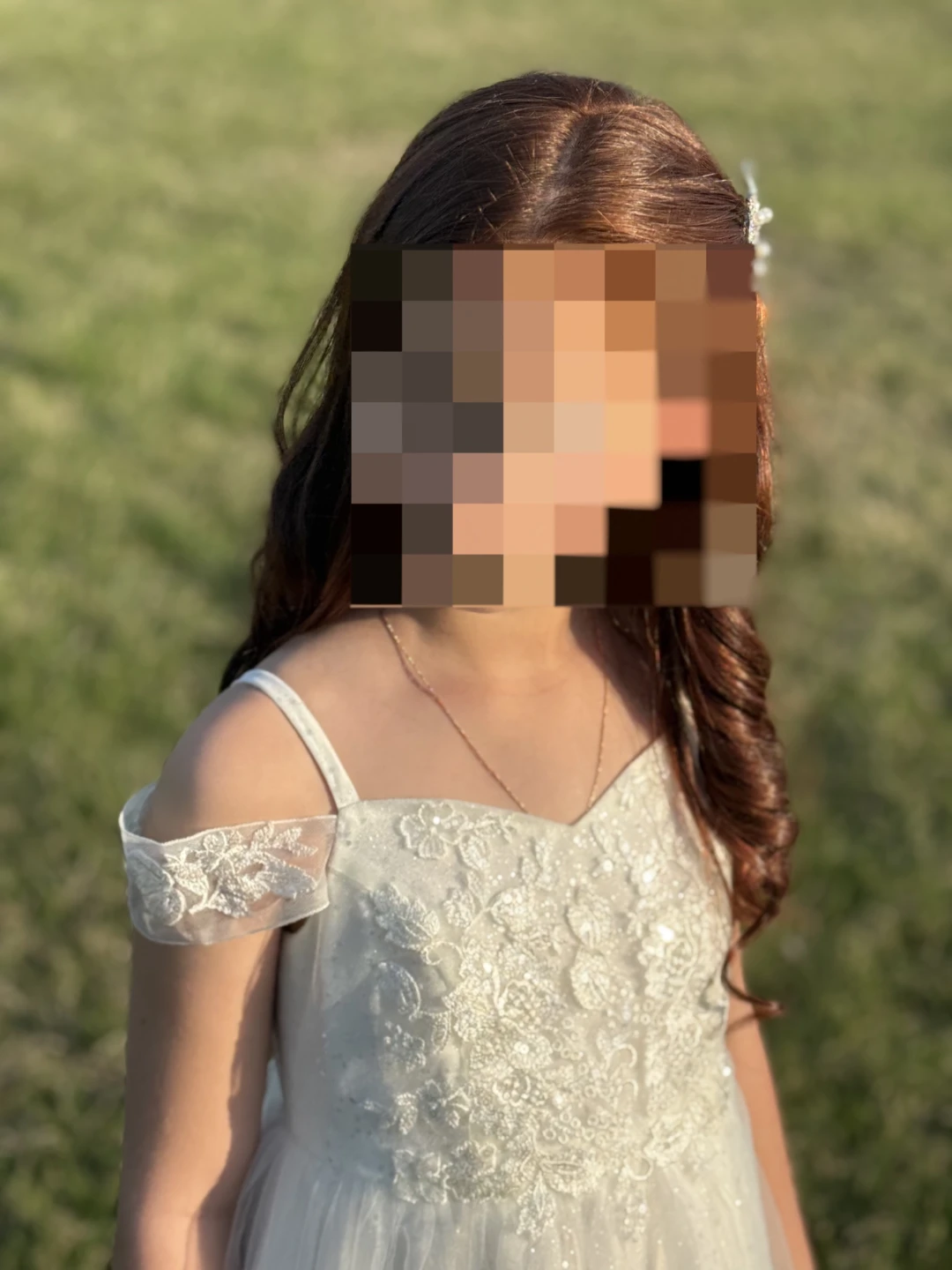 Formal Girls Dress,  size 8. - photo 3