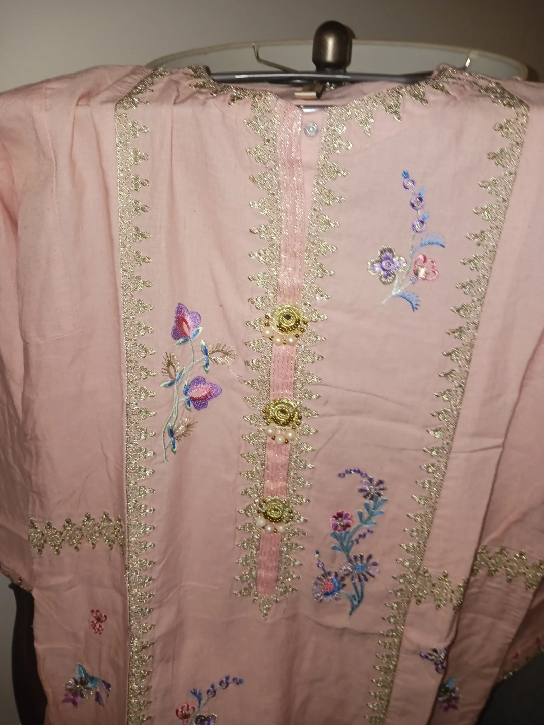 Ethnic Pink Embroidered Kurti - photo 3