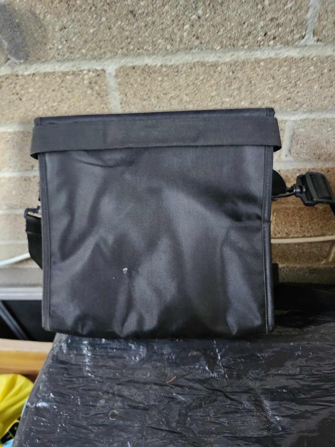 Black Messenger Bag - photo 4