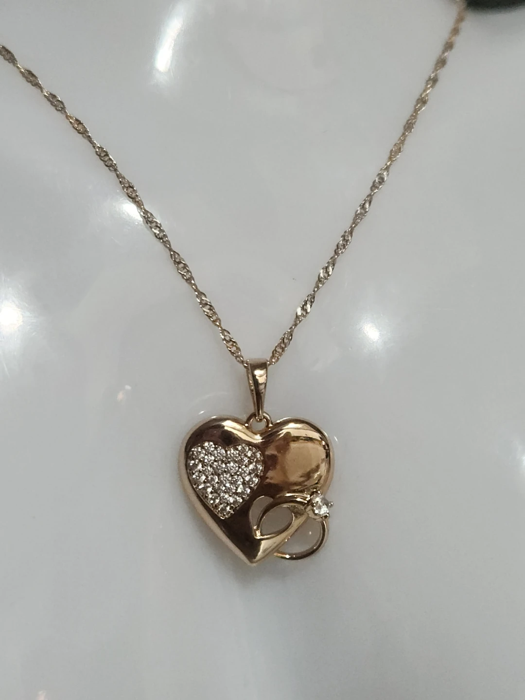 Heart Pendant Necklace with Crystals