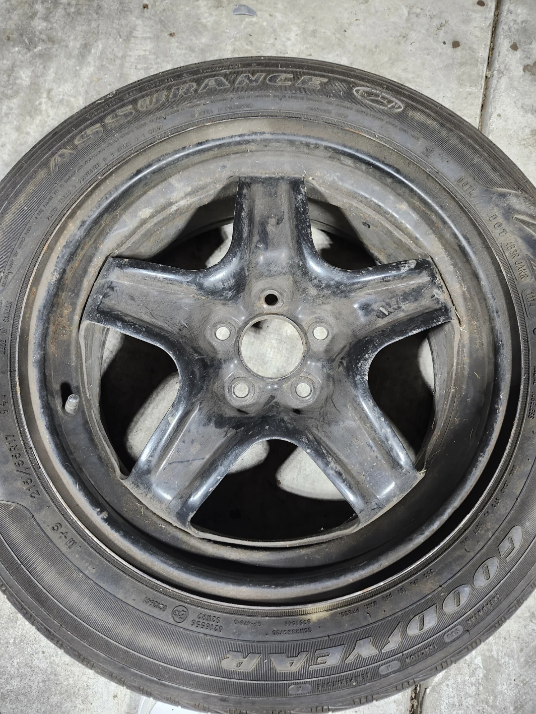 Used tire w/ rim good tread. Open to offer - photo 4
