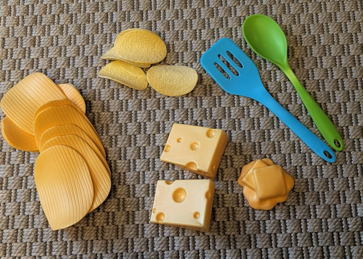 Play Food Set - Fruits, Vegetables, Bakery & More! - photo 3