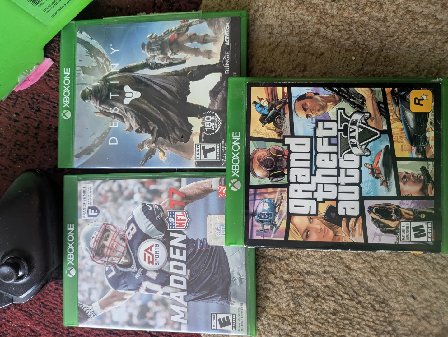 Xbox One console , Controllers, Games, and Charging Station