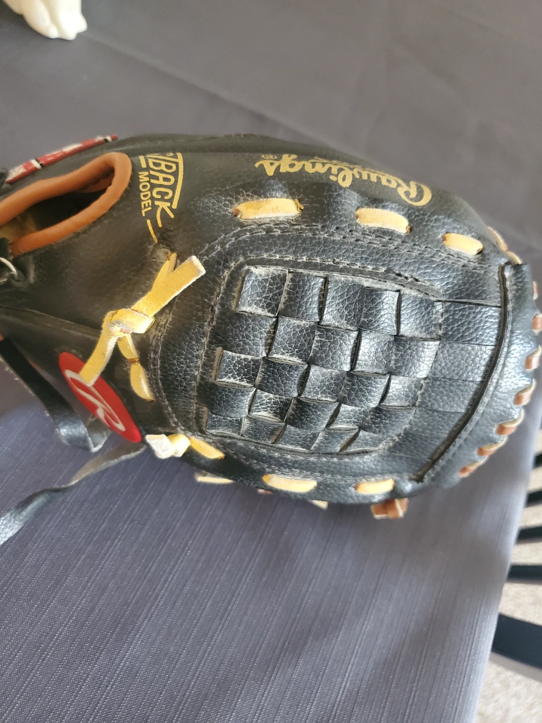 Rawlings PL100 10 Inch Baseball Glove