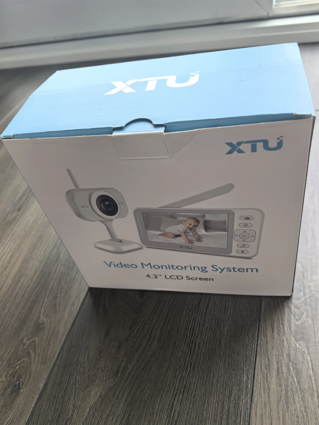 XTU Video Monitoring System with 4.3" LCD Screen