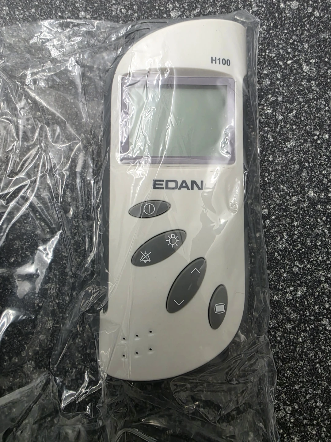 EDAN H100 Hand Held Pulse Oximeter - photo 3