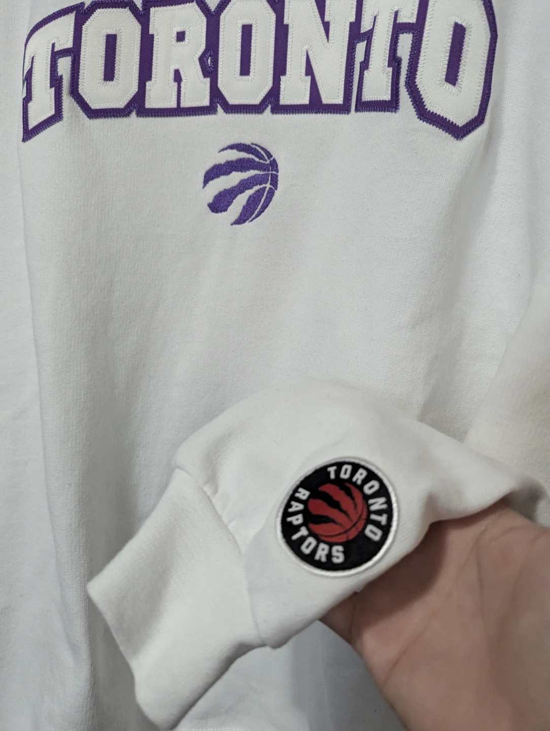 NBA Toronto Raptors White Crewneck Sweater - Women's - photo 2