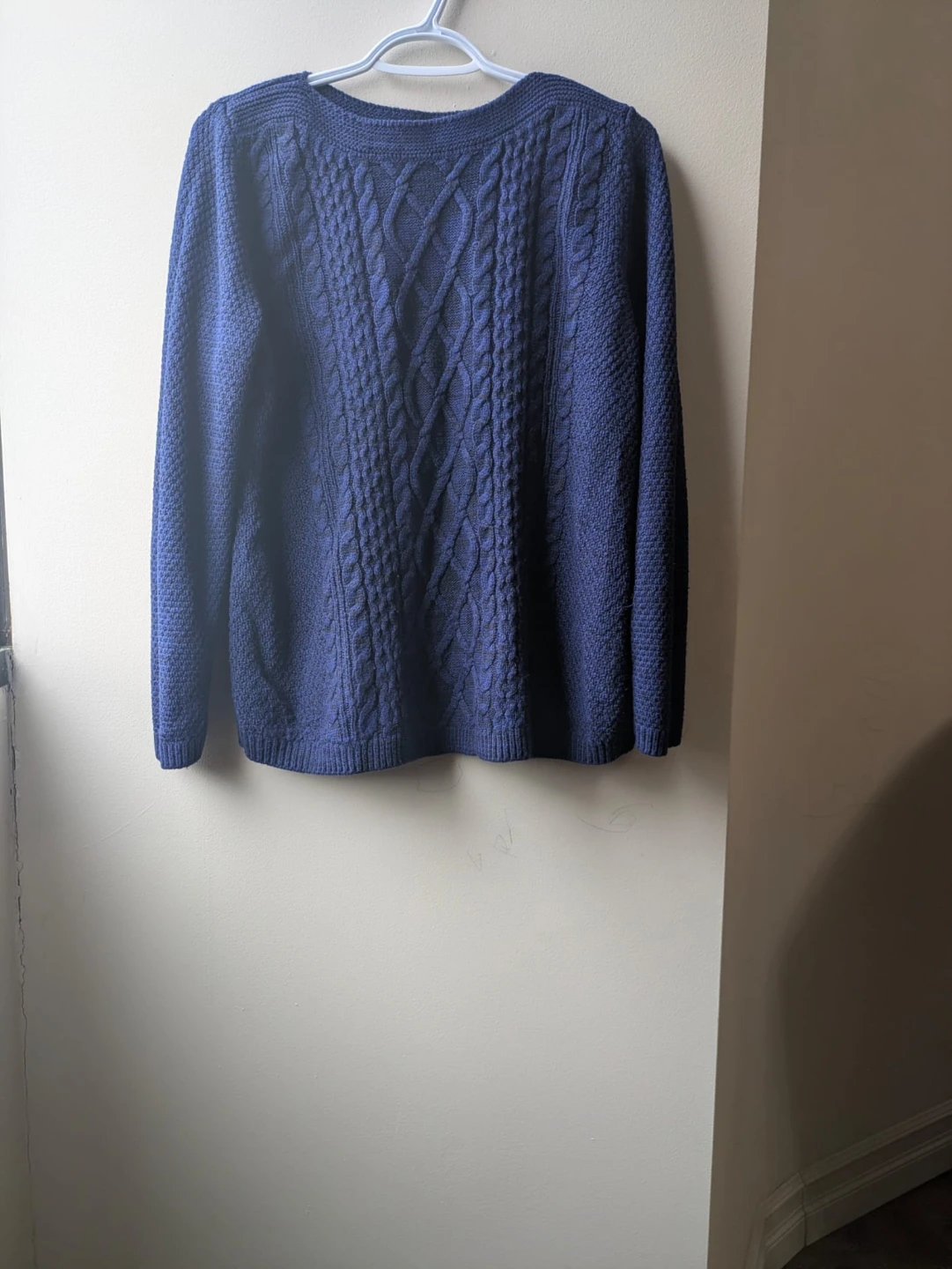 Wool Blend V-Neck Sweater  and Crafts and borrow  XL - photo 4