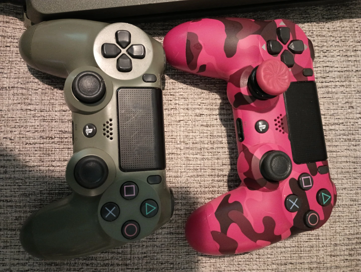 PlayStation 4 Slim - photo 4