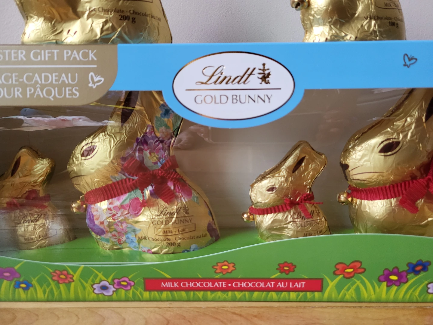 NEW! Lindt Chocolate Bunnies - photo 2