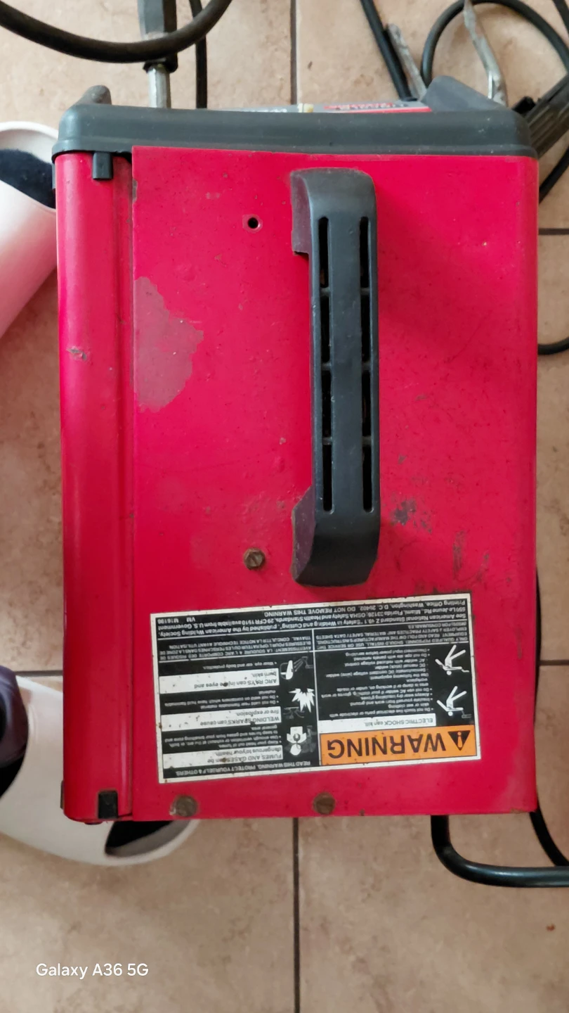 Lincoln Electric Weld-Pak 100 Wire Welding Power Source and Wire - photo 3
