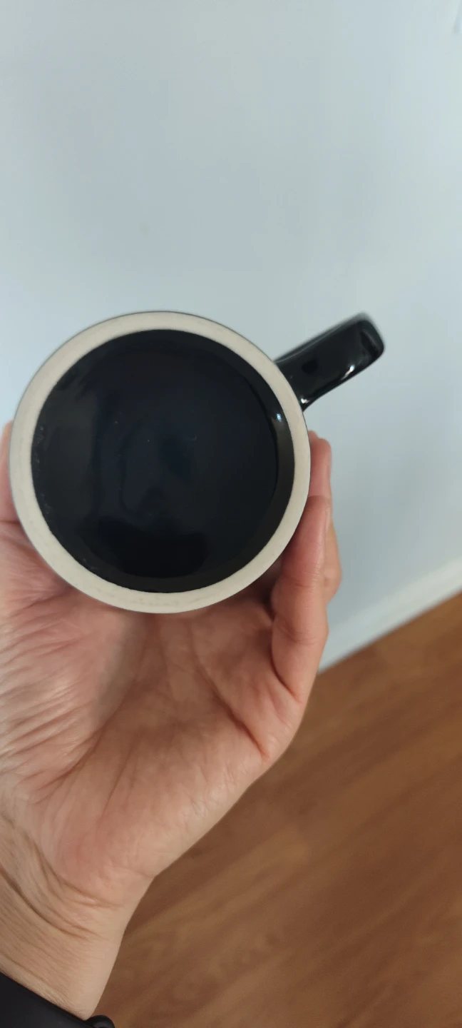 Black Mug with green lettering - photo 4