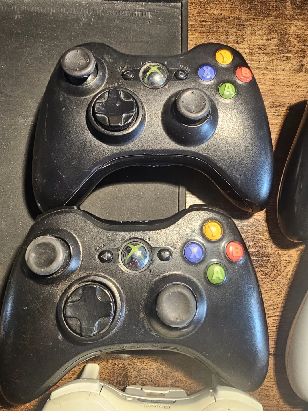Xbox 360 Controllers (Take All) - photo 2