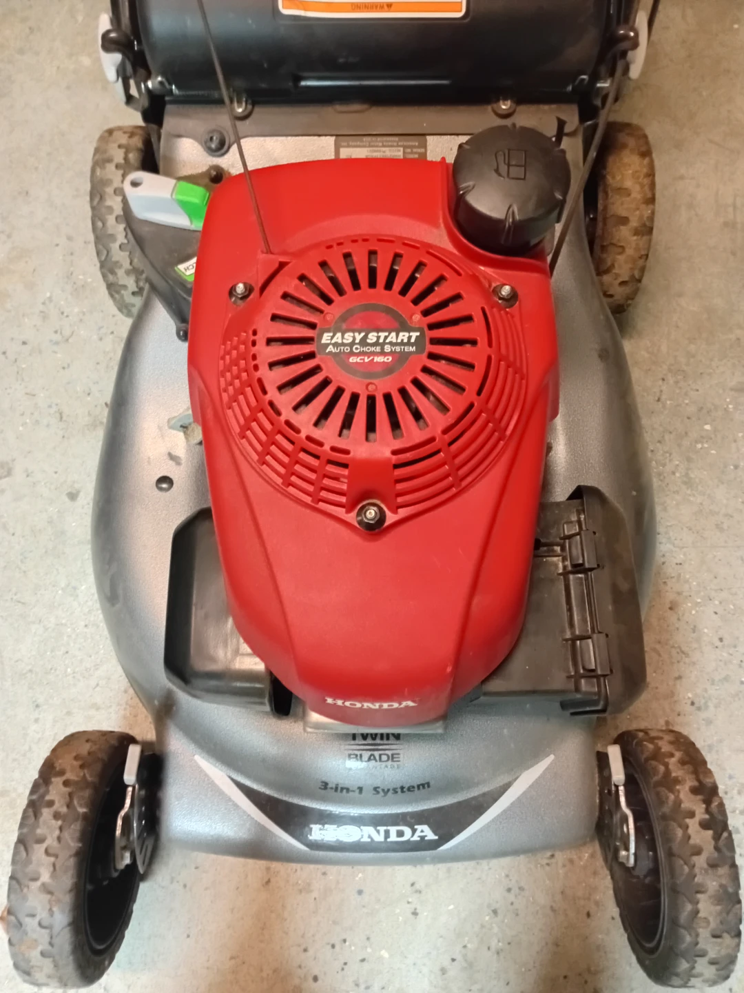 Honda lawwmower - photo 2