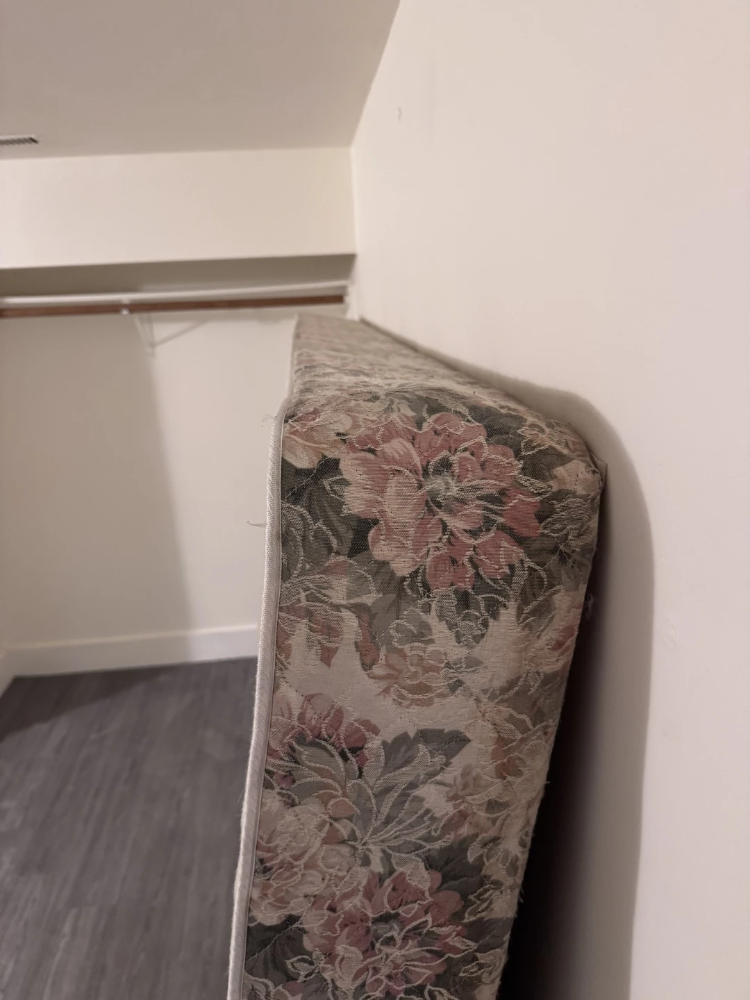 Queen box Spring