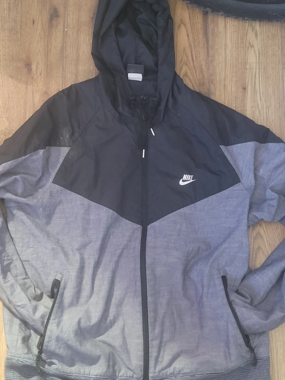 Nike Windbreaker Jacket
