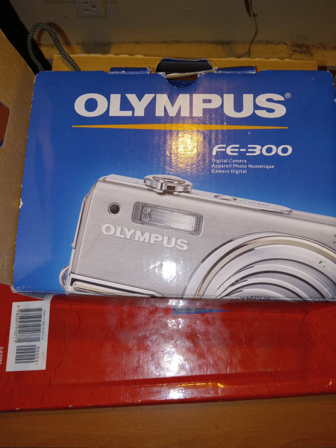 Canon PowerShot ELPH 100 HS Digital Camera - photo 3