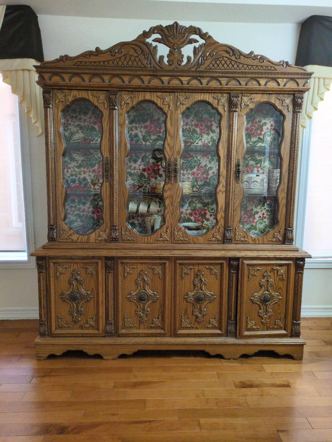 Italian vintage Wooden Dining Set with China Cabinet - photo 3