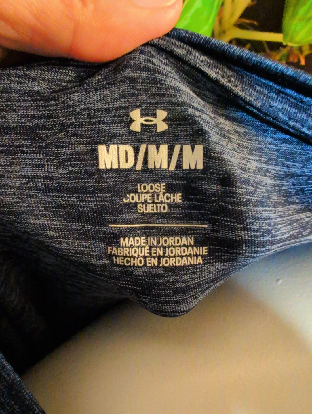 Under Armour Loose Fit V-Neck T-Shirt - MD/M - photo 5