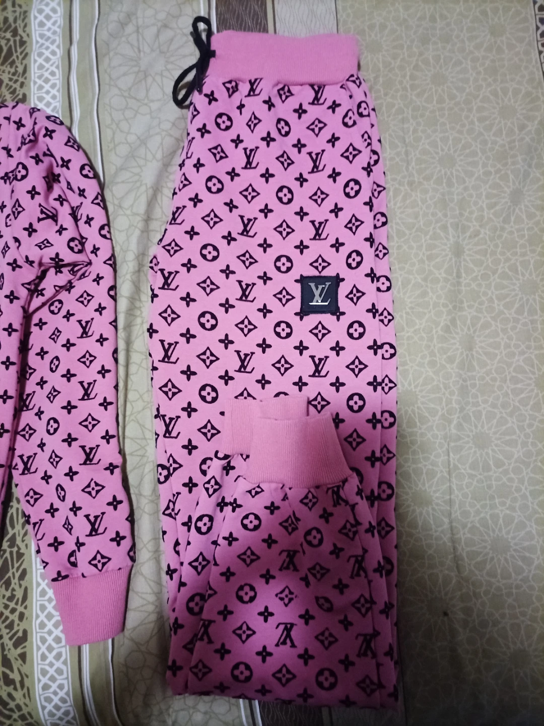 Louis Vuitton Monogram Pink Tracksuit Set - photo 3