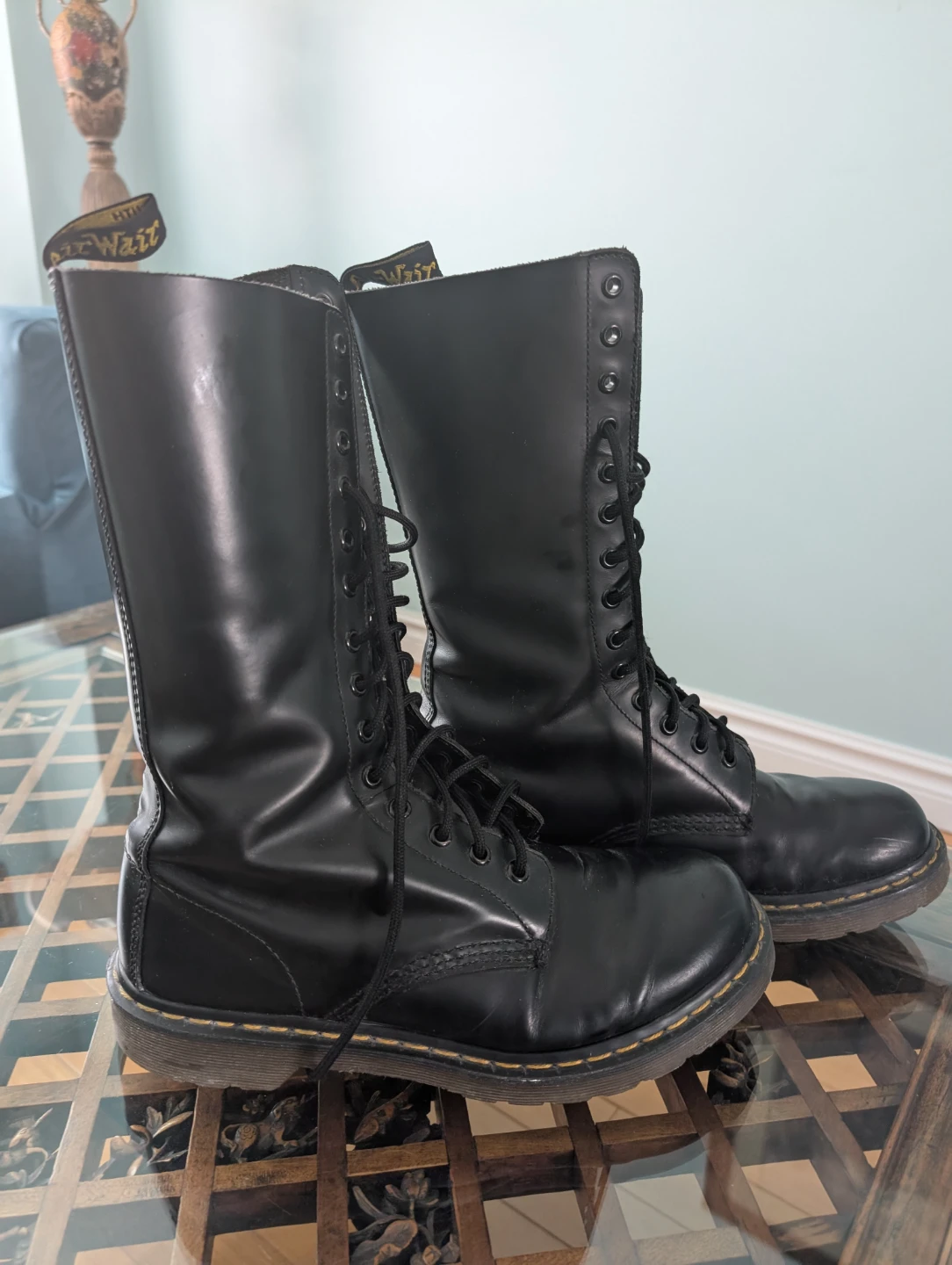 Dr Martens 14-Eye Black Boots