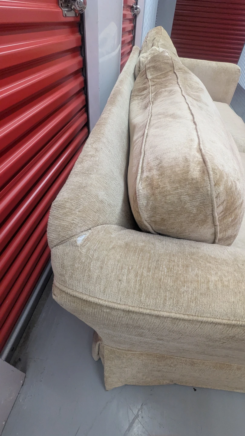 Free Delivery - High Quality $2000+ Retail Couch - photo 5