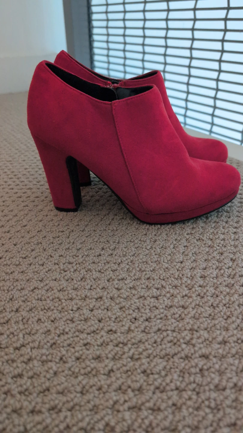 Red Booties - photo 2