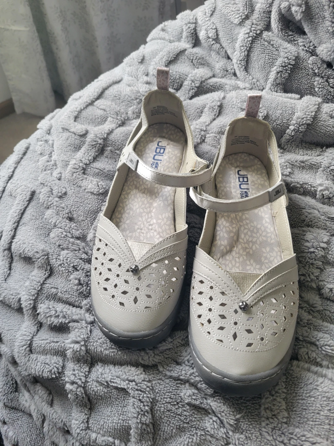 JBU Memory Foam Mary Jane Flats - Size 8.5 - photo 2