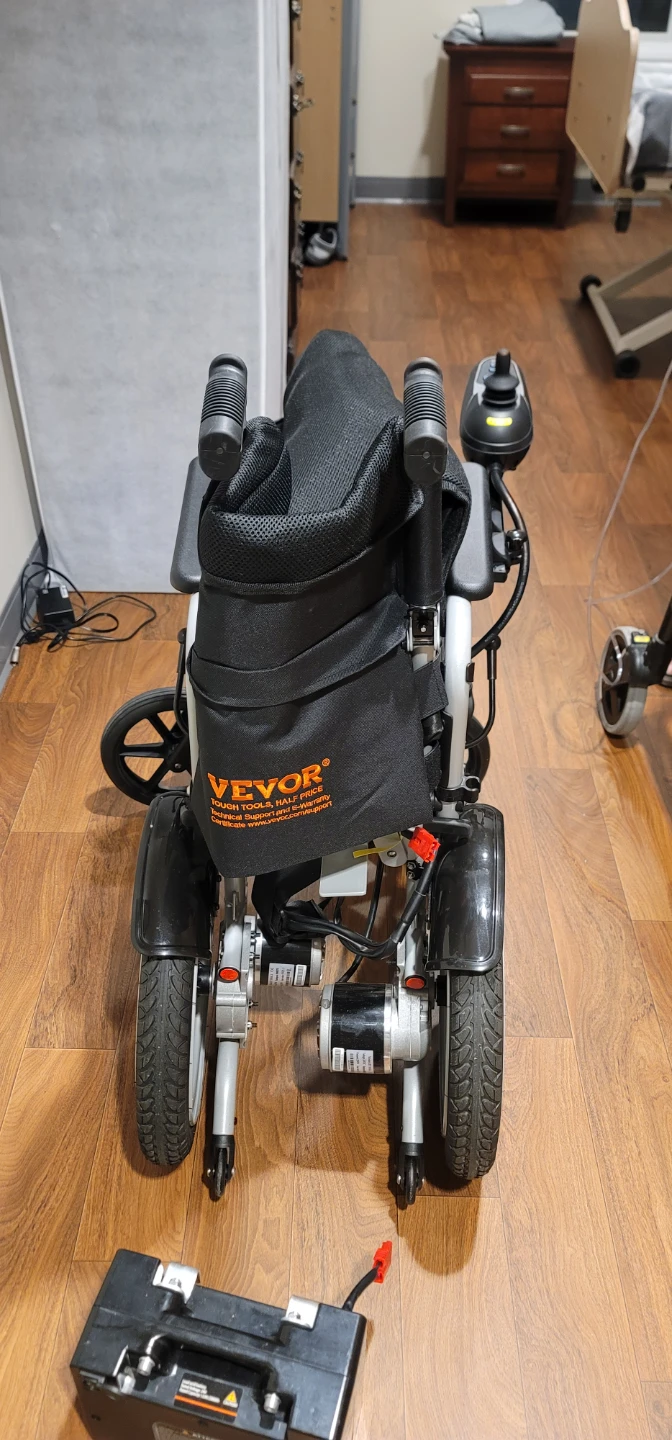 Vevor Electric Wheelchair - photo 3