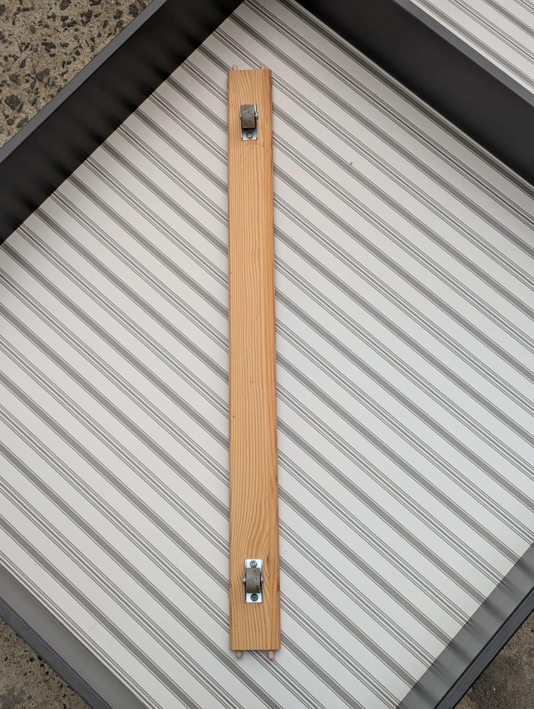 Under bed storage / Rolling Drawer Unit - photo 3