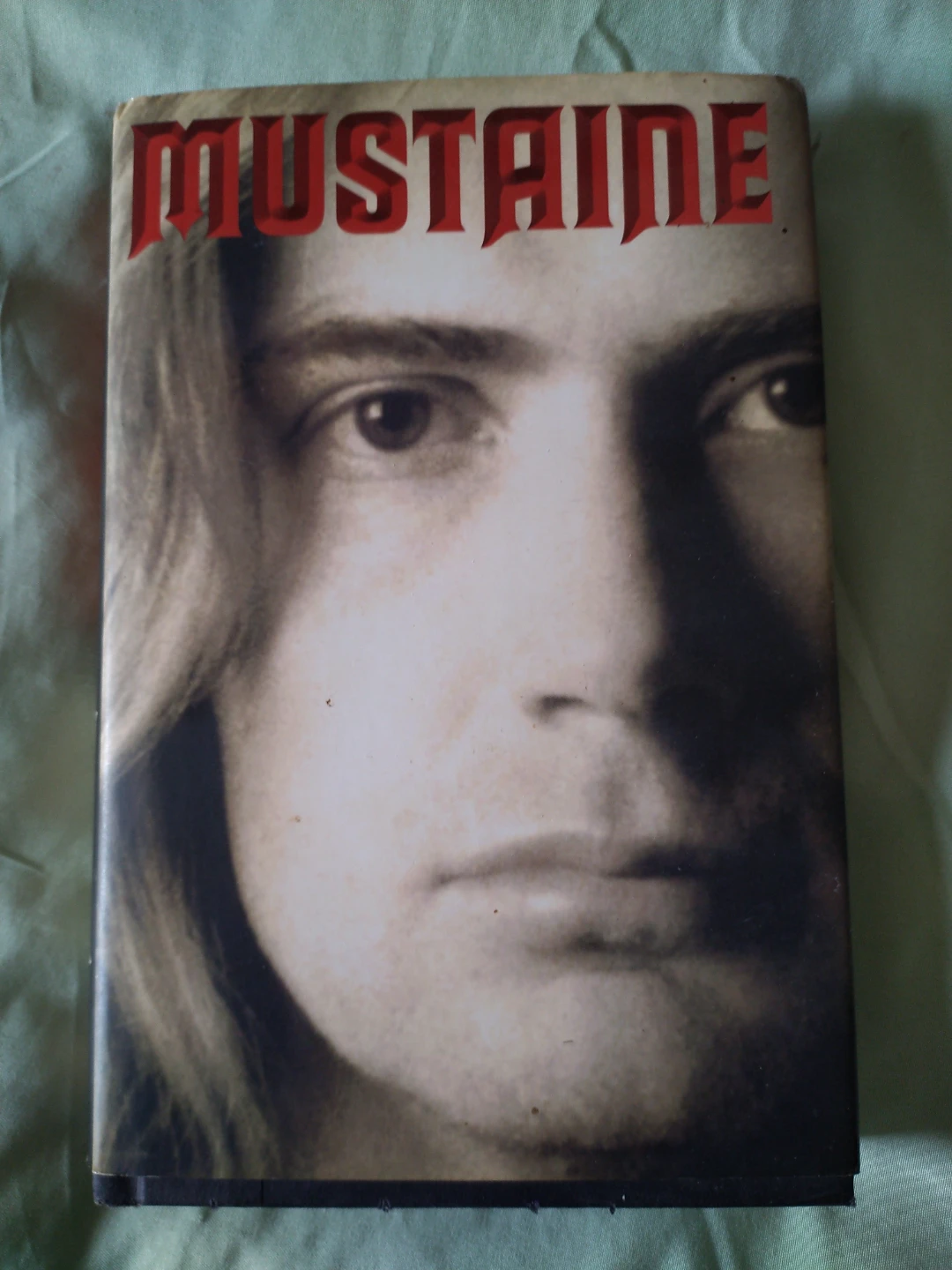 Mustaine: A Heavy Metal Memoir Book