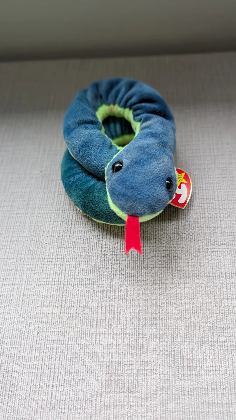 Brand New Ty Beanie Baby Hissy the Snake