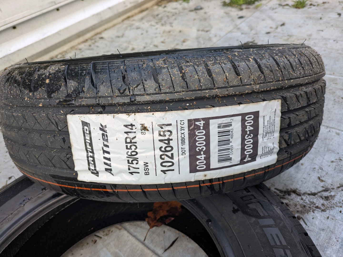 AllTrek 175/65R14 Tire
