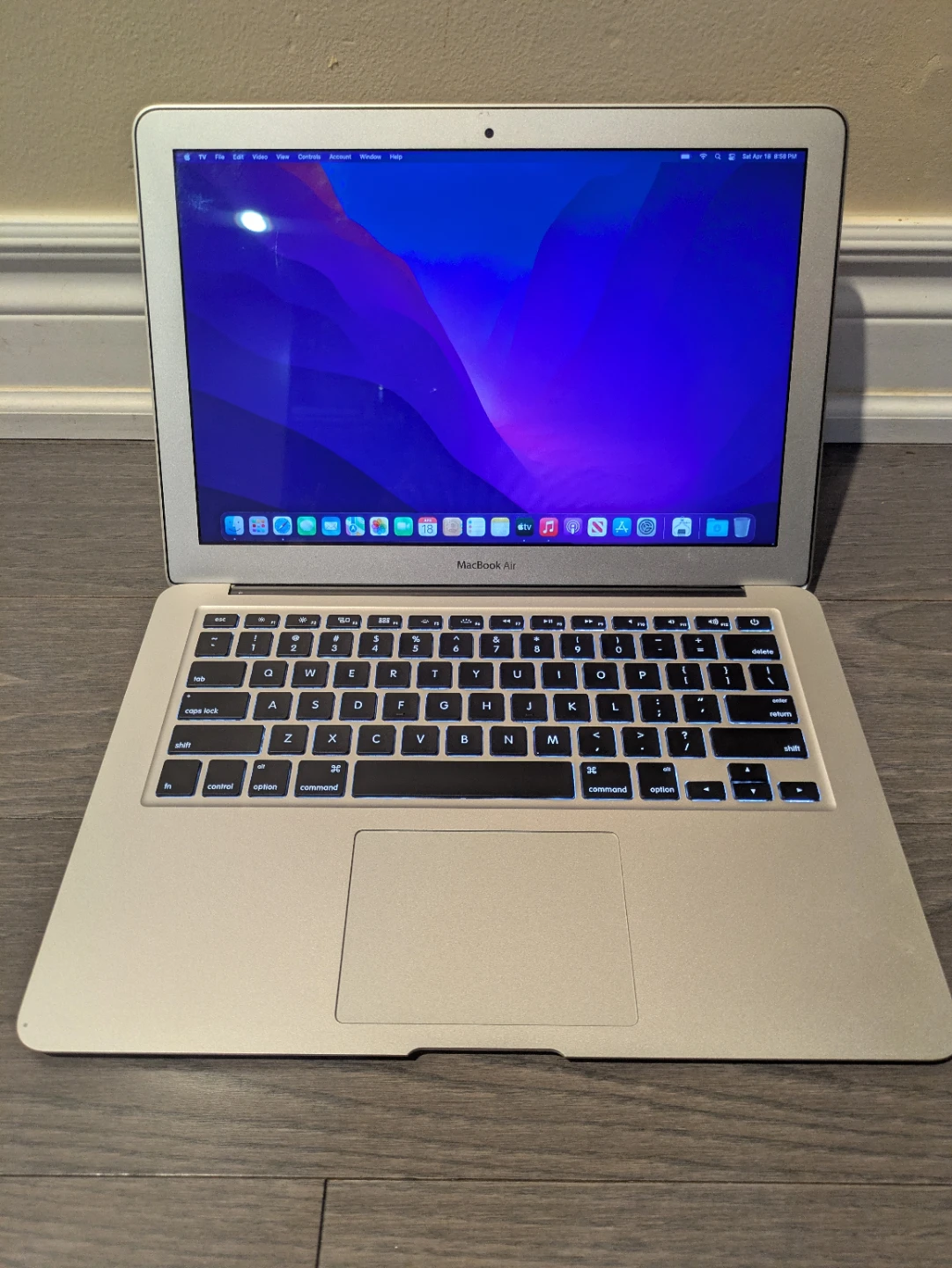 MacBook Air 13" (2017) – Excellent Condition