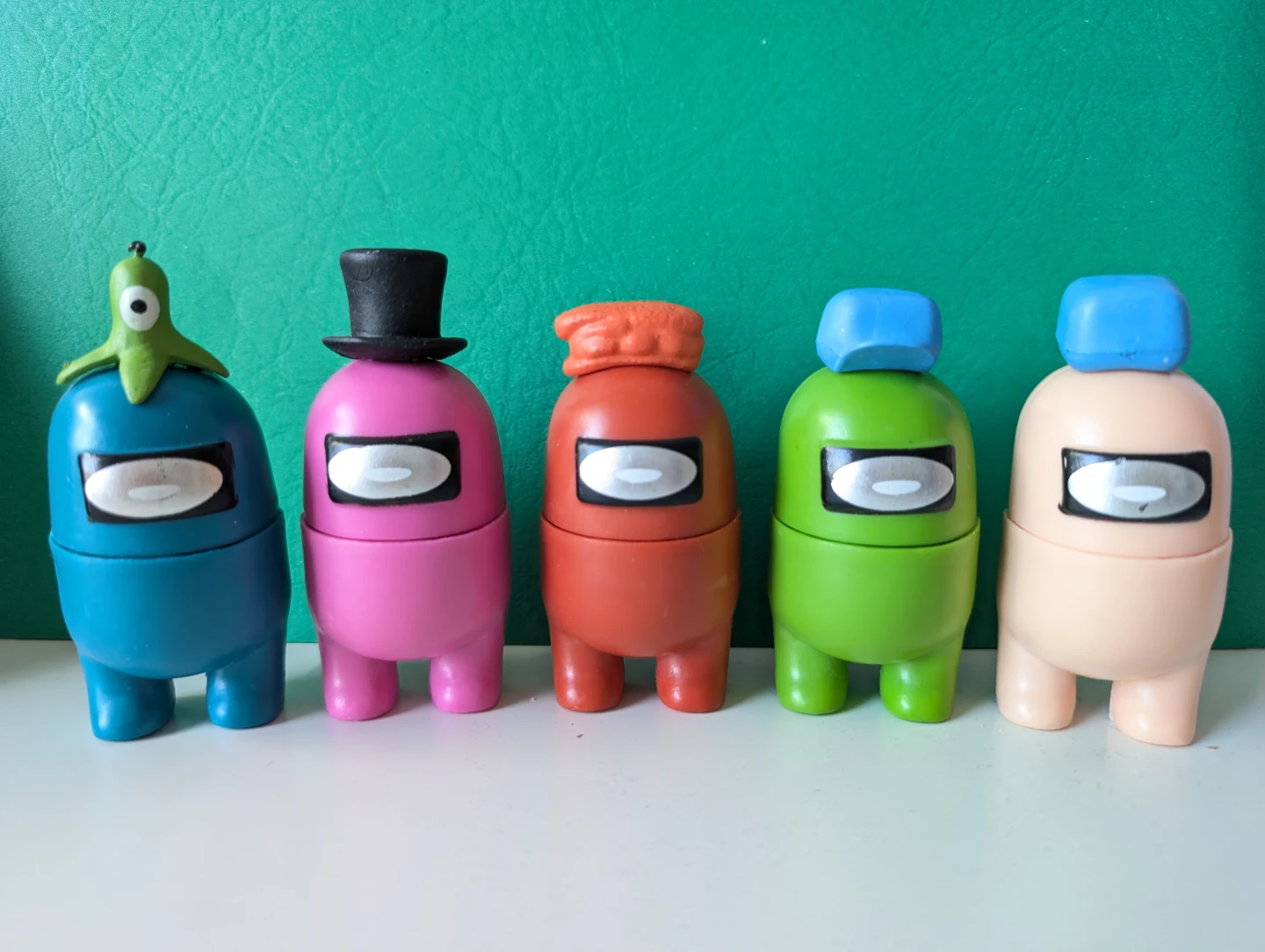 Among Us Mini Figures Set of Five - photo 3