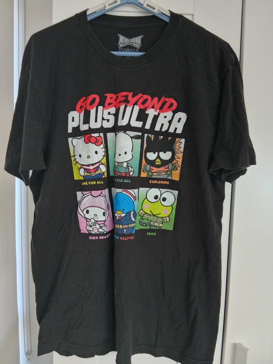 Sanrio My Hero Academia "Go Beyond Plus Ultra" T-Shirt Size L