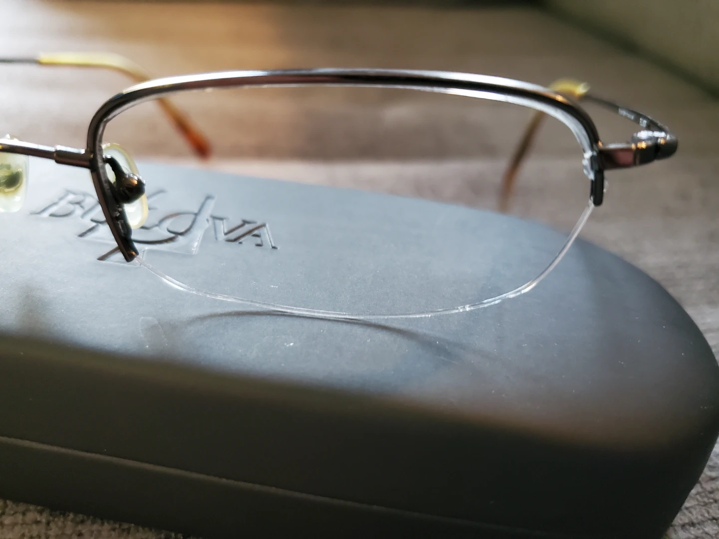 Bulova Eyeglasses with Case - photo 5